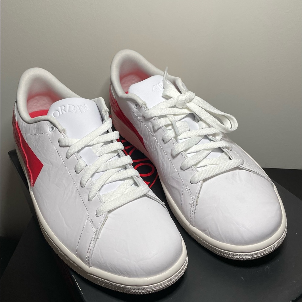 NWT Air Jordan 1 Centre Court Sneaker